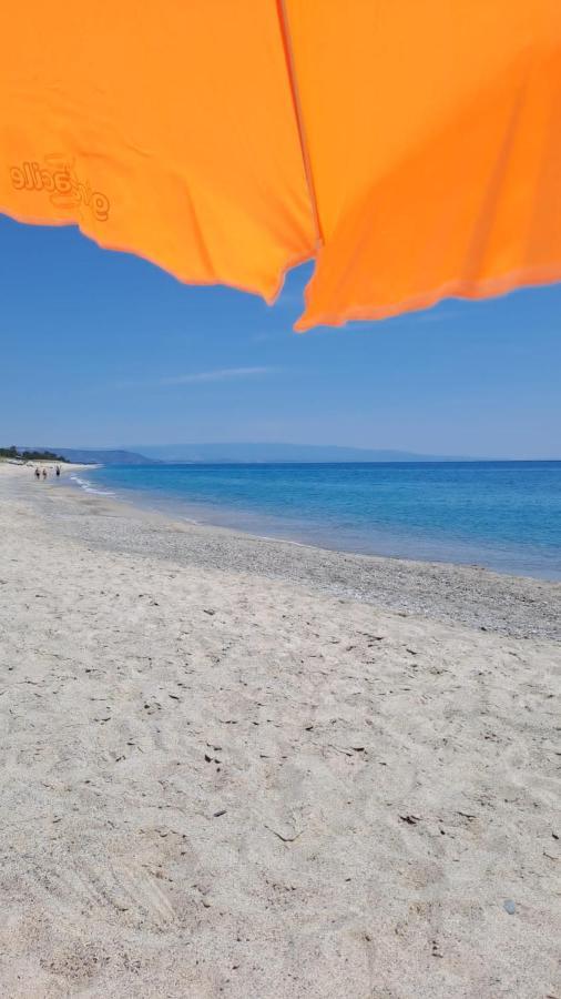 L'Isola Dei Vacanzieri Sant'Andrea Apostolo dello Ionio Kültér fotó